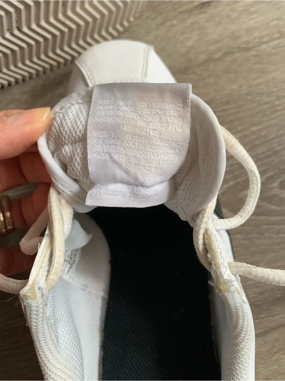 Nike Cortez Low Leather Shoes White Black Youth Sz 6Y Women’s Sz 7.5